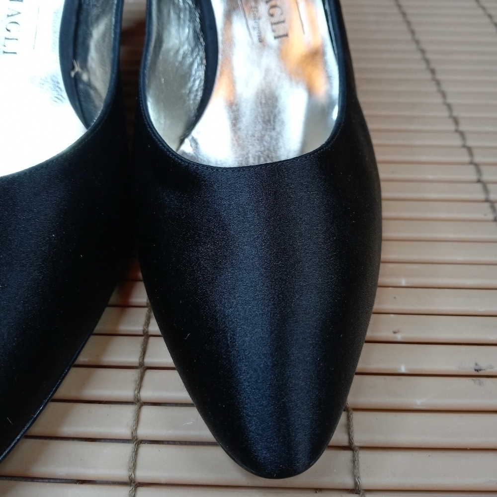 Bruno Magli Women's Slingback Satin Black Heels Wo - Picture 5 of 11